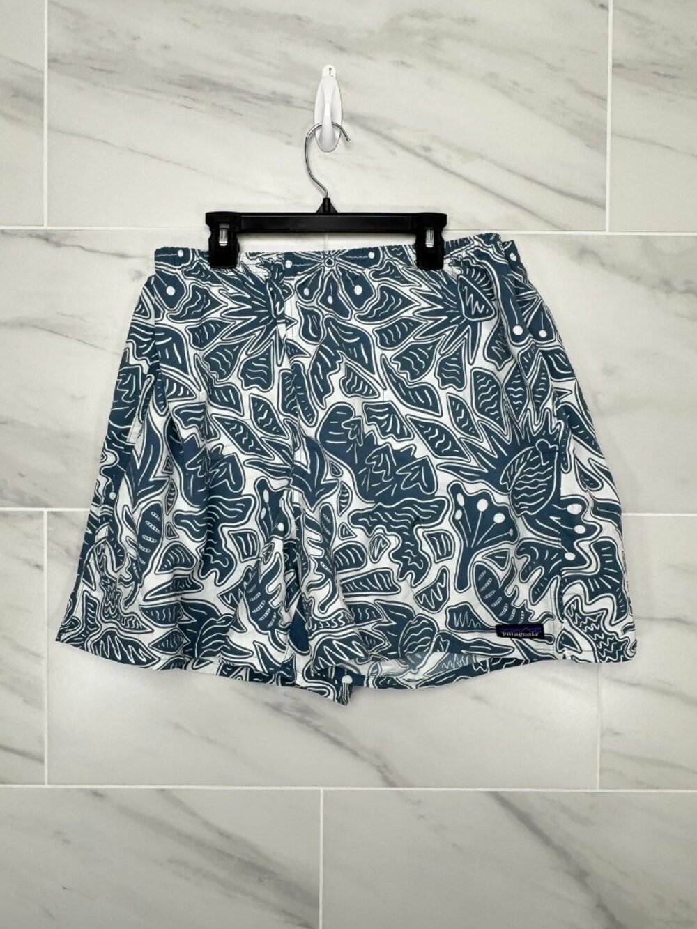 Patagonia Baggies Shorts 5" 'Bees and Flowers' 57022-BFSL size XXL